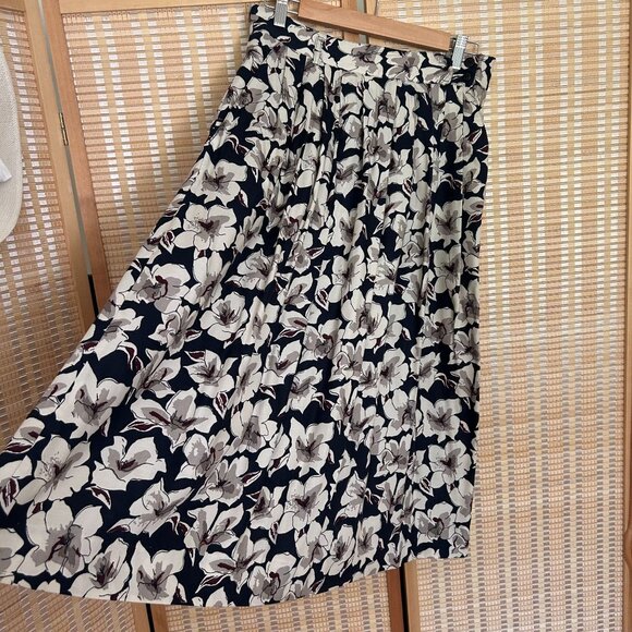 Vintage Floral Pleated Midi Skirt Navy Blue & Cream High-Waist A-Line - Picture 6 of 8